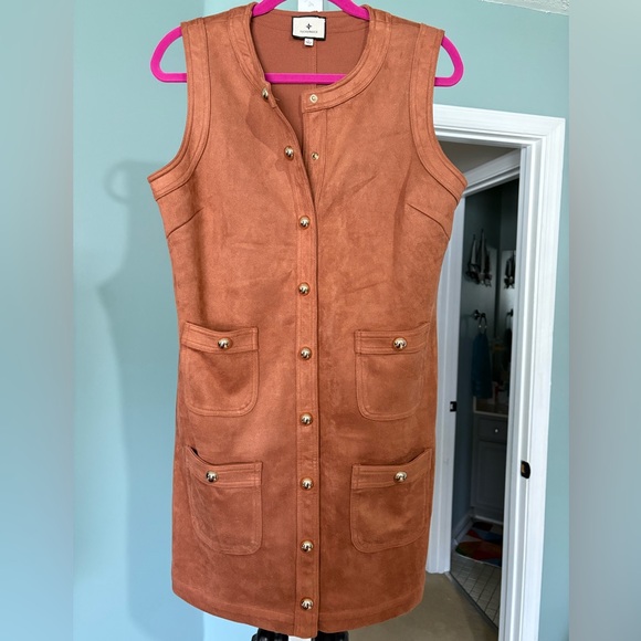 Tuckernuck Cognac Faux Suede Ollie Dress Size Large Like New Gold Snap Buttons - Picture 3 of 4